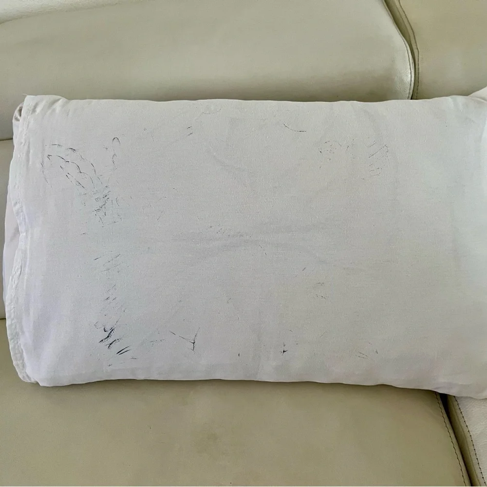 N/A decorative pillow